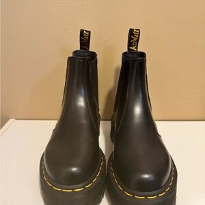 Dr Martens Chelsea Platform Boots